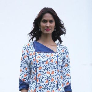 Women Garden Flap Kurta