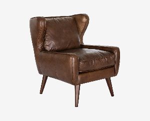 BROWN LEATHER CHAIR