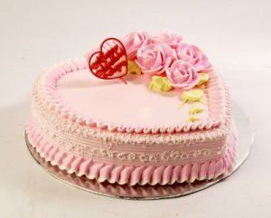 1/2 Kg Vanila Heart Shape Cake