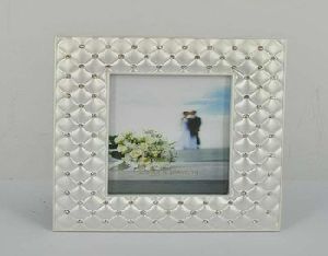 Photo Frame w/clear Crystals