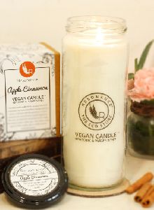 White Apple Cinnamon Scented Candle