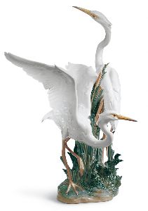 bird statue