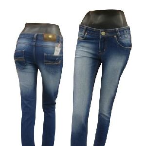 Ladies Relaxed Fit Jeans