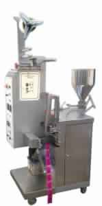 Vertical paste packing machine