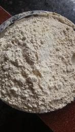 Sharp wheat wheat flour treated with pure organic turmeric