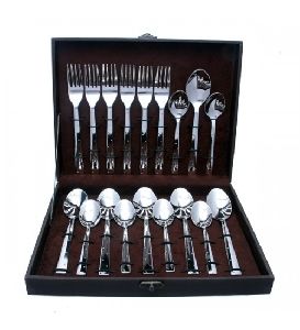 18 Pcs Stainless Steel Cutlery Set