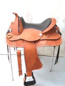 Treeless western saddle with buffalo leather saddle pad new