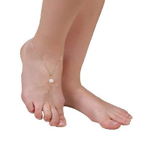 Ankur ravishing gold plated pearl anklet for women