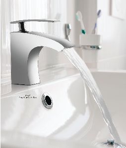 Single Lever Basin Mixer (ST-027)