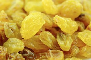 yellow raisins