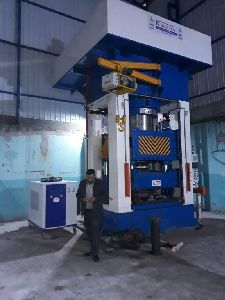 Air cooled oil chiller