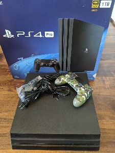 4 PS4 Pro 1TB CUH Sony Play station
