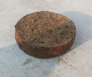 cow dung cake