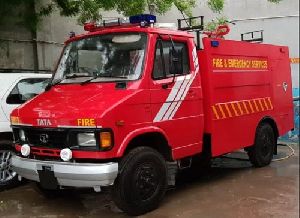 Small Water Tender, Capacity : 2000-3000 Ltr