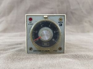 OMRON H3BA TIMER RANGE 0-10 24 VDC