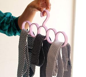 Plastic Ring Hanger