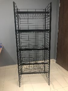 Metal wire storage racks / shelves