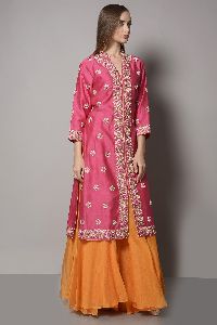 MAGENTA PINK EMBROIDERED KURTA WITH SHARARA