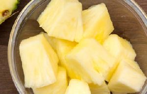 Pineapple Slices Cubes Titbits