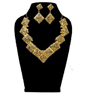 1 Gram Gold Forming Work Golden Colour Necklace Set.