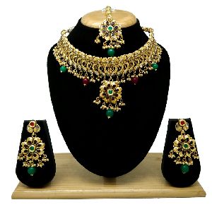 Traditional Antique AD Necklace Set