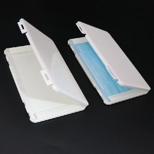Face Shield Box Portable Rectangle Dustproof Cotton Mask Storage Container Plastic Seal Box Mask Was