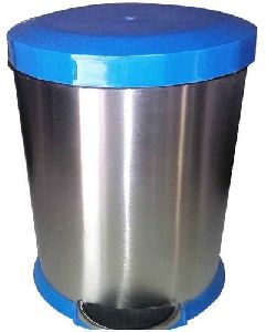 Stainless Steel Perforated Blue Plastic Lid Dustbin