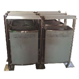 Stainless Steel Top Cover Floor Mounted Dustbin