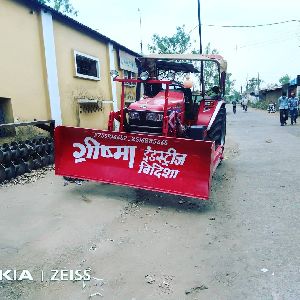 Tractor Nova Dozer