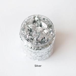 Imitation silver flakes