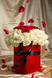 Round Box of White Roses &amp; Heart Shape Red Roses