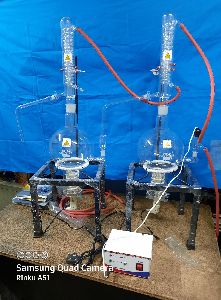 Glass Distillation Apparatus