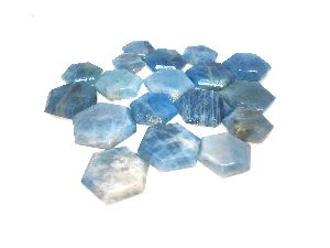 Natural aqumarine hexa gemstone