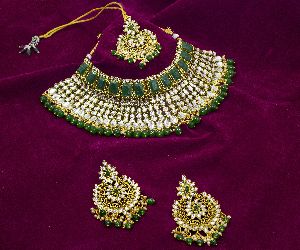 Ethnic Indian Traditional Gold Plated Kundan Dulhan Bridal Jewelry Set