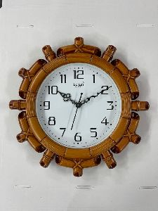 Wood Analogue Ships Wheel Wall Clock, Packaging Type: Corrugated