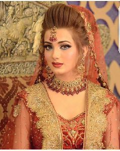 Bridal mehndi artist and makeup