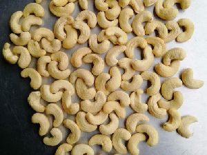 PKW2 Cashew Nuts