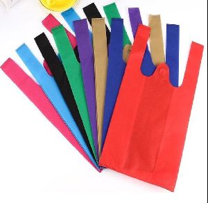 Multicolor Non Woven W Cut Bags