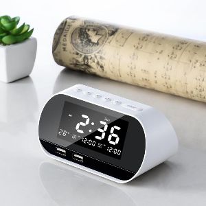 Amazon Hot Sale Dual USB Rechargeable Alarm Clock Smart Wireless Radio LCD Perpetual Calendar Temper