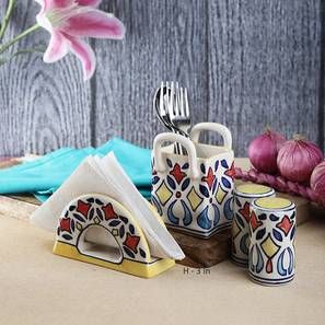 Cutlery Holder With Salt and Pepper Set