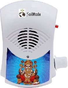 This Hindu Mantra Chanting Box is available in different mantra tunes. These are designed as per cus