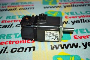 SERVO MOTOR