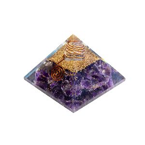 Amethyst Natural Gemstone Pyramid Healing Crystal