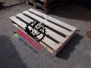 wooden used pallets