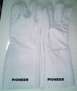 safety gloves