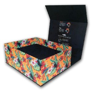 Multicolor Cardboard Boxes