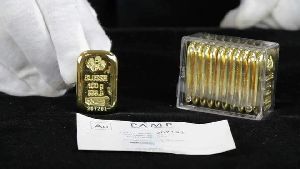 Suisse gold bars 24carat 999.0