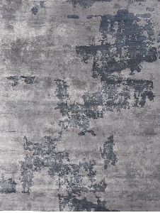Wool and silk handknotted rug D7