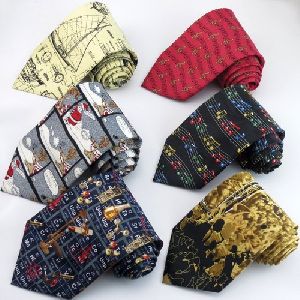Fashionable Polyester Tie