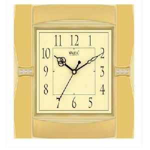 819 Plain Diamond Wall Clock